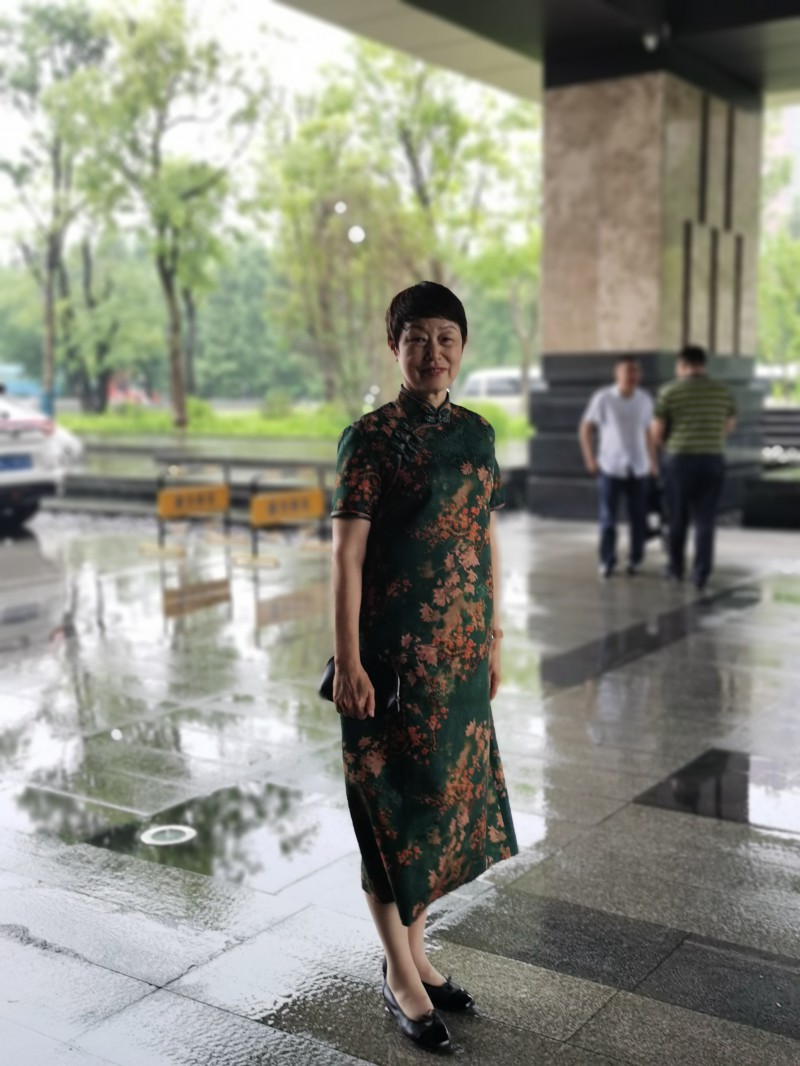 中國涂料工業(yè)協(xié)會(huì)會(huì)長孫蓮英